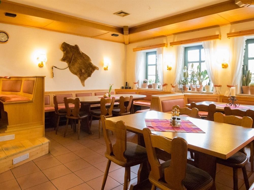 Hotel Erfurter Kreuz Kirchheim  Ngoại thất bức ảnh